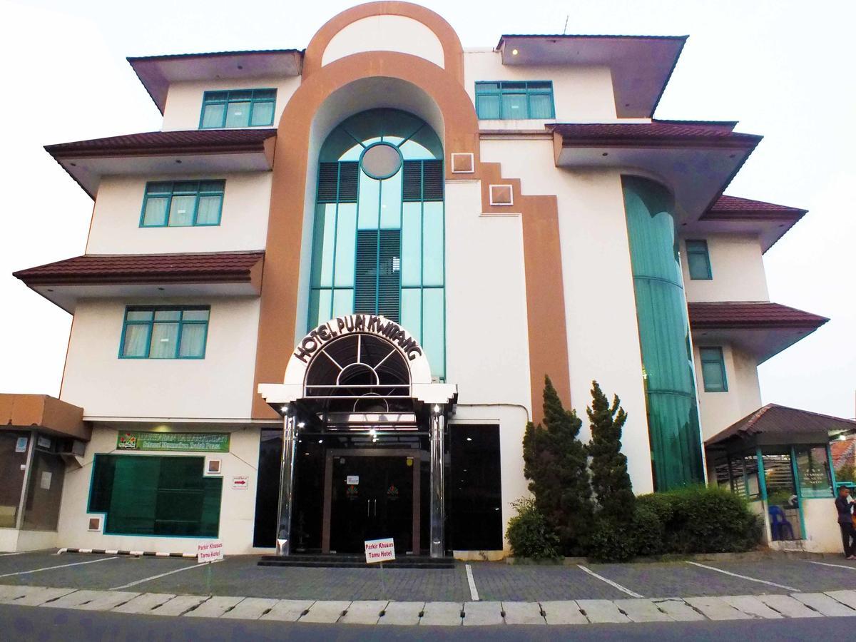 Hotel Puri Kwitang Джакарта Экстерьер фото