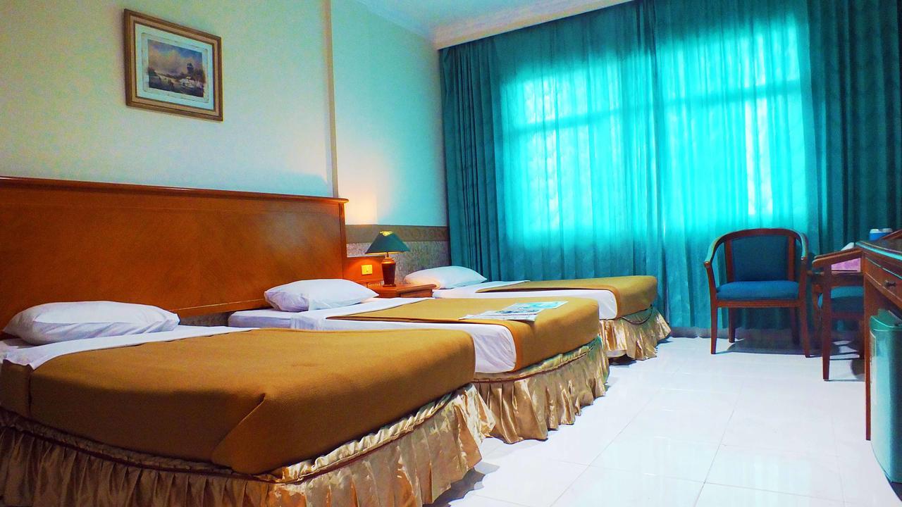 Hotel Puri Kwitang Джакарта Экстерьер фото