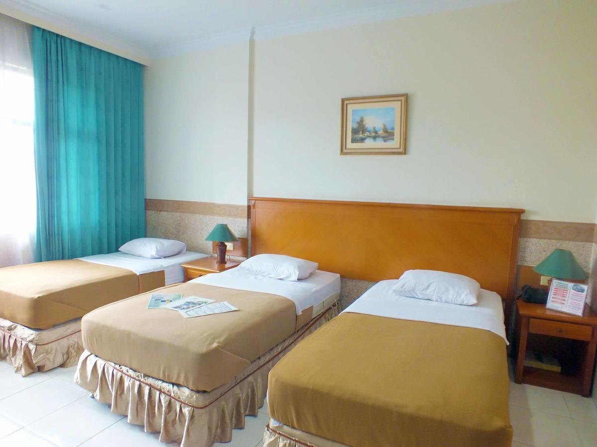 Hotel Puri Kwitang Джакарта Экстерьер фото